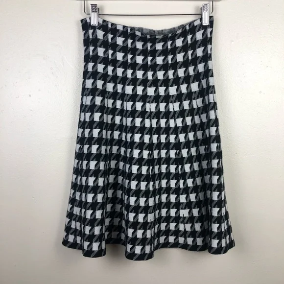 Max Studio Gingham High Waisted Skirt - Picture 3 of 4